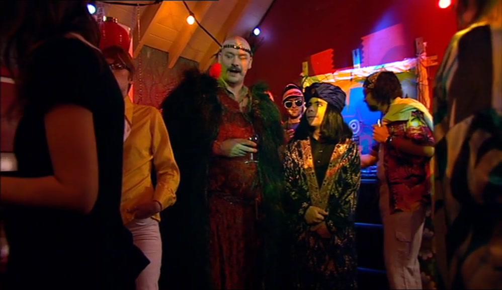 OH, WOW! THEY'RE REALLY COMING OUT OF THE WALLS, AREN'T THEY, NABOO? 