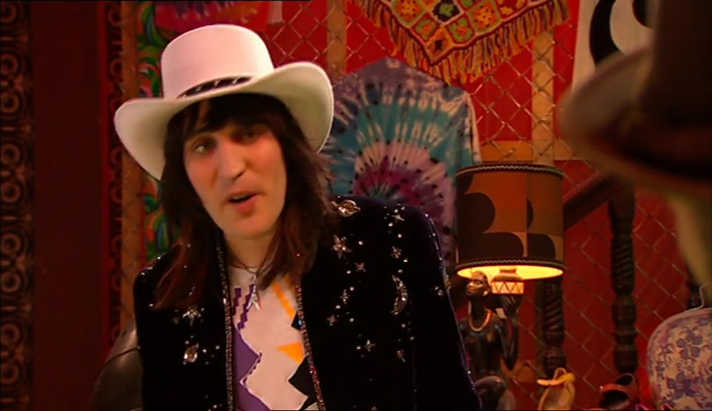 - NO ONE WAS GONNA COME TO YOUR PARTY. - YEAH. 