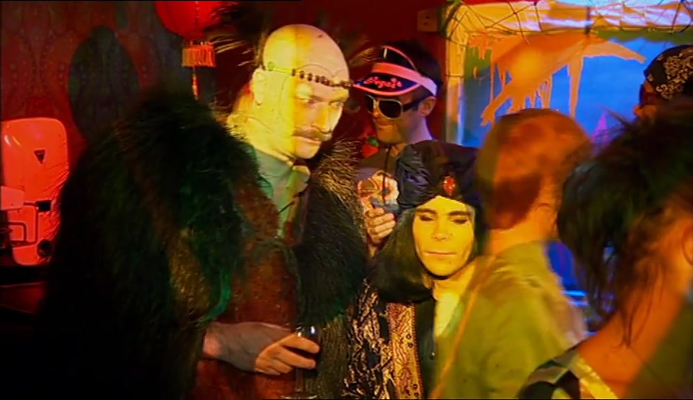 OH, WOW! THEY'RE REALLY COMING OUT OF THE WALLS, AREN'T THEY, NABOO? 