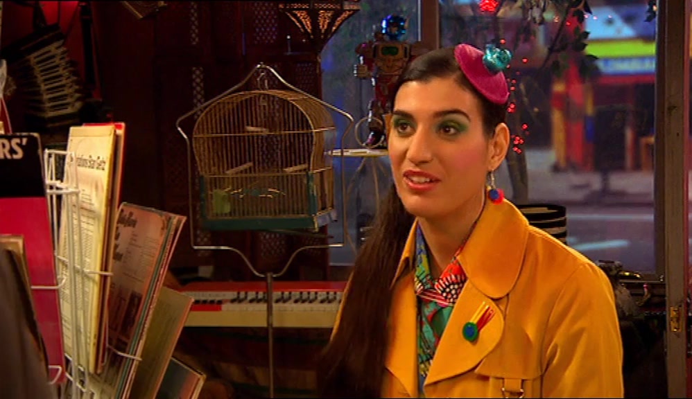 - MEETING PEOPLE. - I LOVE IT. 