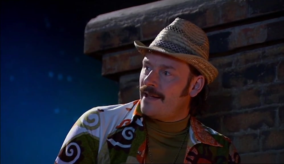 - IT WAS IN THE GUARDIAN! - LOOK, I DON'T FLIT ABOUT. I DON'T PLAY THE FIELD. 