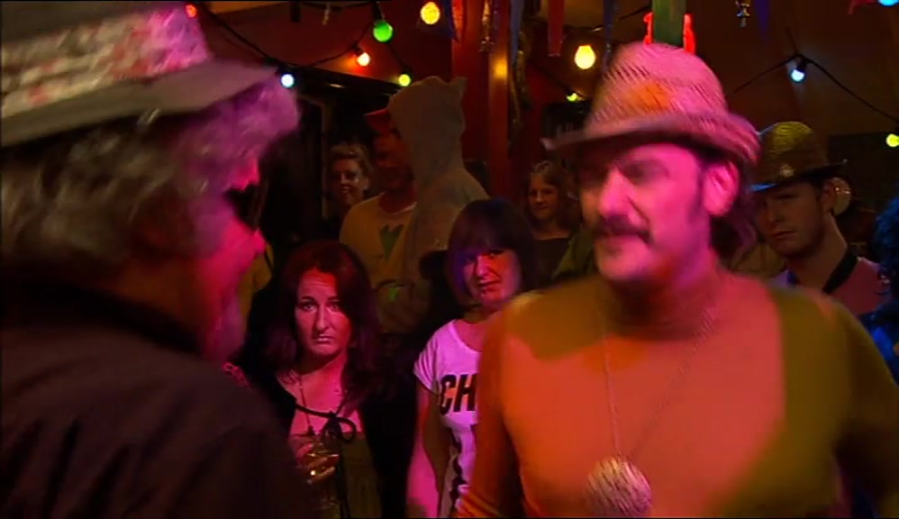 - OOH! FREESTYLE! - THESE CORSETS ARE REALLY WORKING, LESTER. 