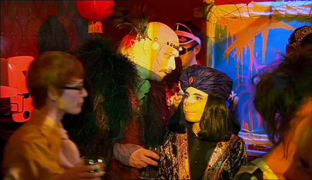 OH, WOW! THEY'RE REALLY COMING OUT OF THE WALLS, AREN'T THEY, NABOO? 