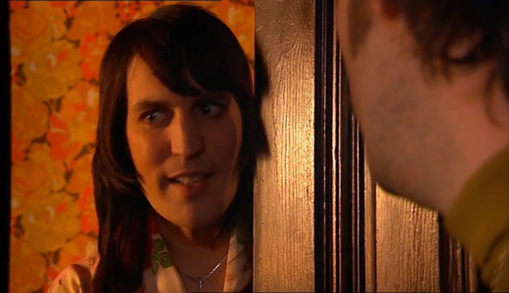 - IT'S MY PARTY. - OH, YEAH, THESE PEOPLE ARE HERE FOR YOU. 