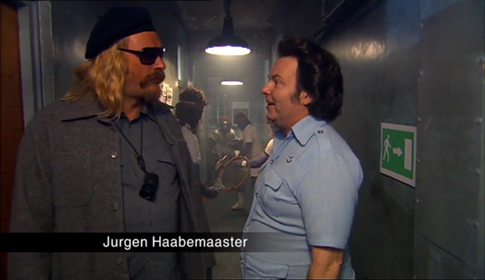 HEY, I HEAR YOU'RE CASTING FOR YOUR NEW ACTING PROJECT. YOU KNOW, I USED TO ACT. 