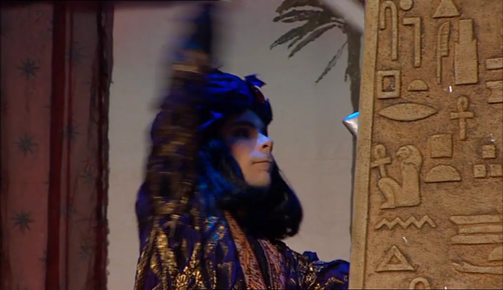 - (WOMAN SCREAMS) - (AUDIENCE GASP) 
