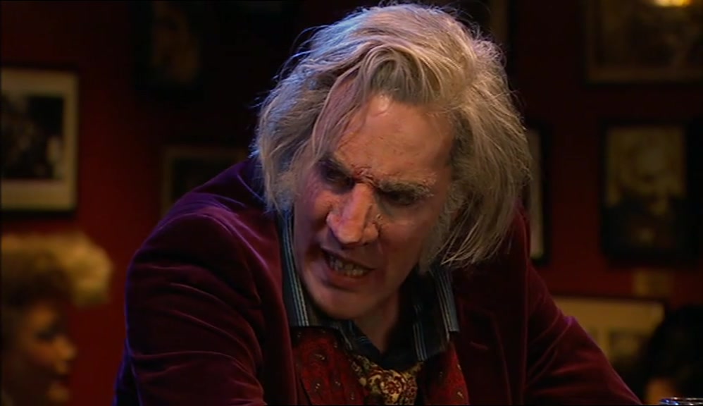 - SO HE'S ON THE BILL WITH YOU TONIGHT? - HE'S MY COMPETITION. 