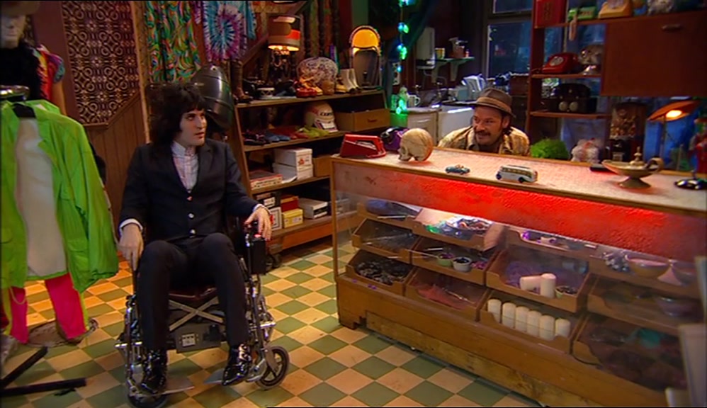 - HEY, VINCE. CUP OF TEA? - WHAT? 