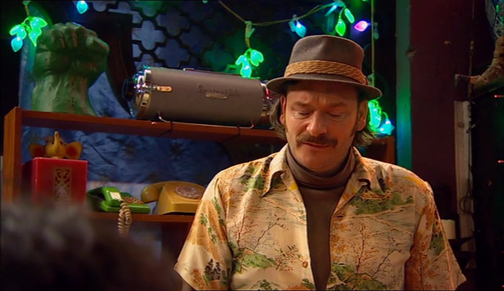 I THOUGHT IN YOUR NUMBER-ONE DREAM YOU HAD A BOXING GLOVE ON YOUR HEAD AND A MINGE. 