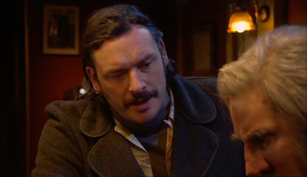 - MONTY, I'VE GOT AN IDEA. - HM? 