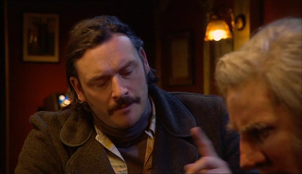 - MONTY, I'VE GOT AN IDEA. - HM? 