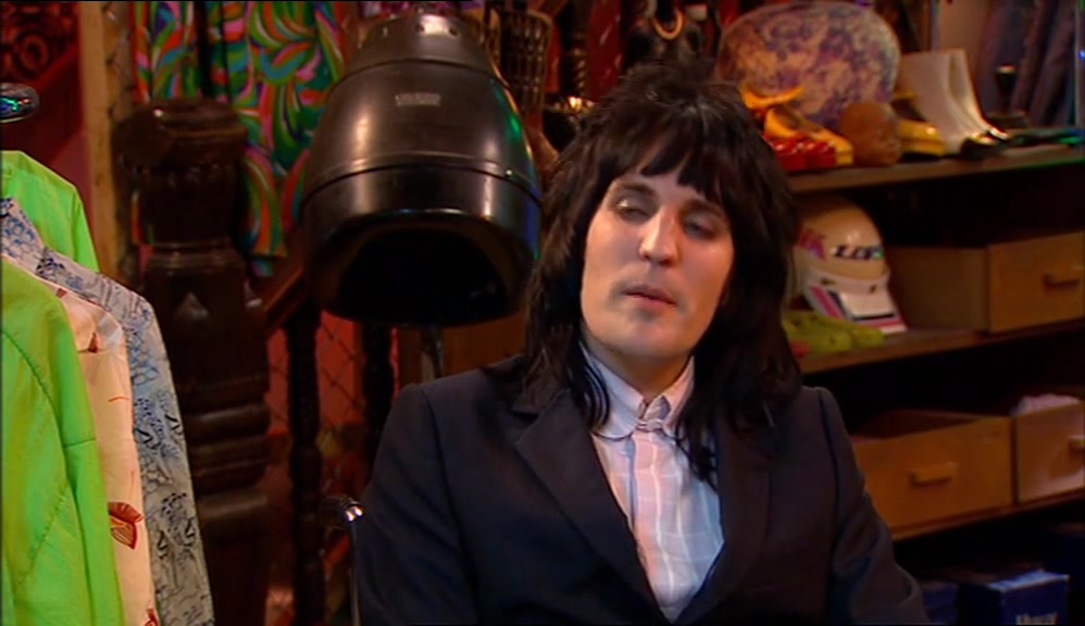 THE GUESTLIST IS A LITTLE TIGHT. WHAT'S HIS NAME? 