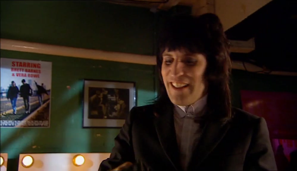 THEY'LL BE FINE. THEY LOOK A BIT BAGGY, IF ANYTHING. YEAH, EASY. 