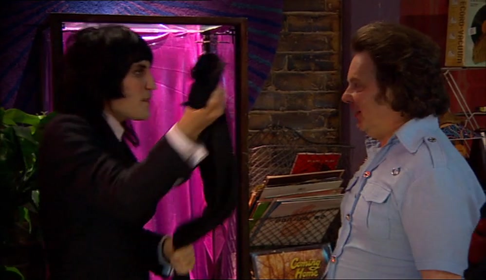 - NICE COMEBACK. HEY, LET'S GO. - LET'S DO IT. I'VE GOT MY DRAINPIPES. LET'S GO. 