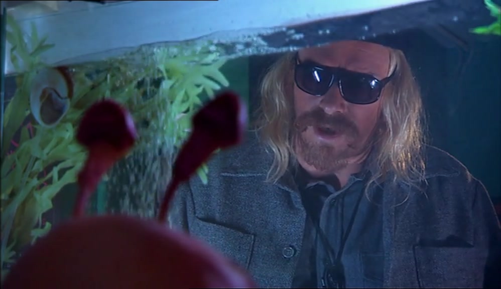 - I WANT TO TALK TO YOU ABOUT MY LATEST PROJECT. - BYE. FUCKING TIT. 