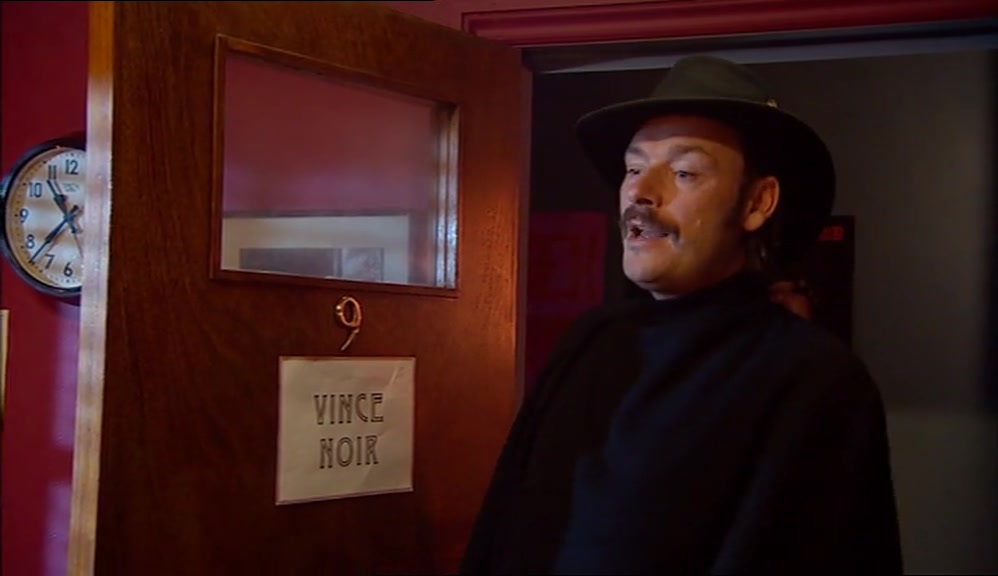 OH, RIGHT. I JUST WANT TO SAY I'M LEAVING. JURGEN'S OFERED ME THE PART IN HIS PROJECT. 