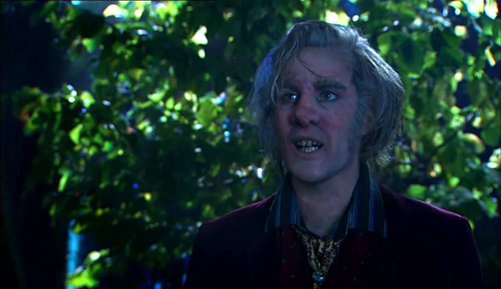 - I DIDN'T BRING ANY TIGHTS WITH ME. - LUCKILY, I DID. BEHIND THE TREE. OF YOU POP. 