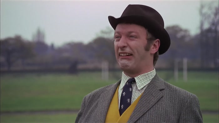 AND FINALLY, OLIVER SINGEN MOLLUSK, ANOTHER OLD ITALIAN. 