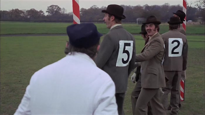 AND ANY MOMENT NOW THEY'LL BE UNDER STARTER'S ORDERS. 
