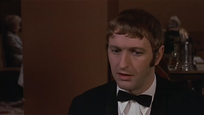 - OH, IT'S NOT THAT BAD. - NO, IT GETS ME HERE. 
