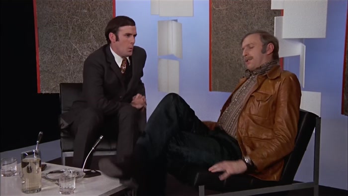 - LITTLE FRANNIE BOO. - THAT'S IT. I'M LEAVING. 