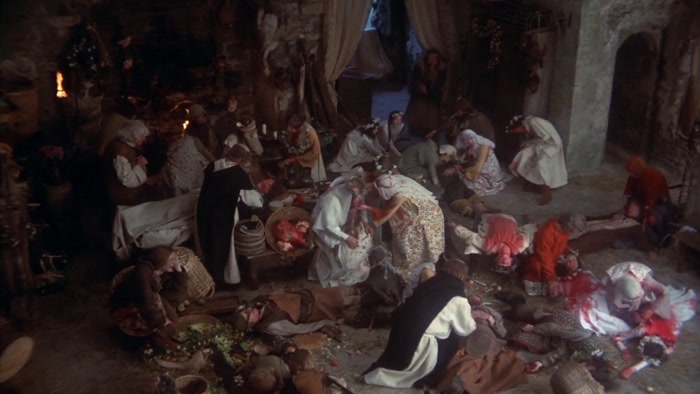 NOW, THIS IS THE MAIN HALL. WE'LL HAVE ALL THIS KNOCKED THROUGH... 