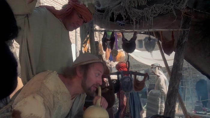 NO, I'VE GOT IT HERE. IT'S ALL RIGHT, THAT'S FOUR FOR THE GOURD. 