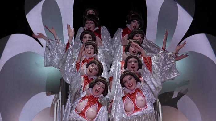 # IT'S CHRISTMAS IN HEAVEN. #  