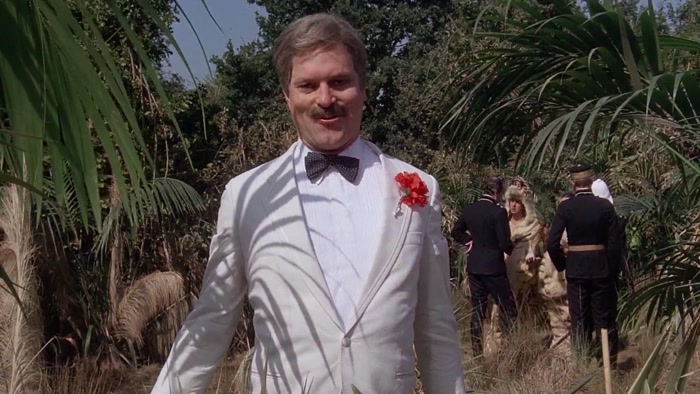 HELLO, GOOD EVENING AND WELCOME TO THE MIDDLE OF THE FILM. 