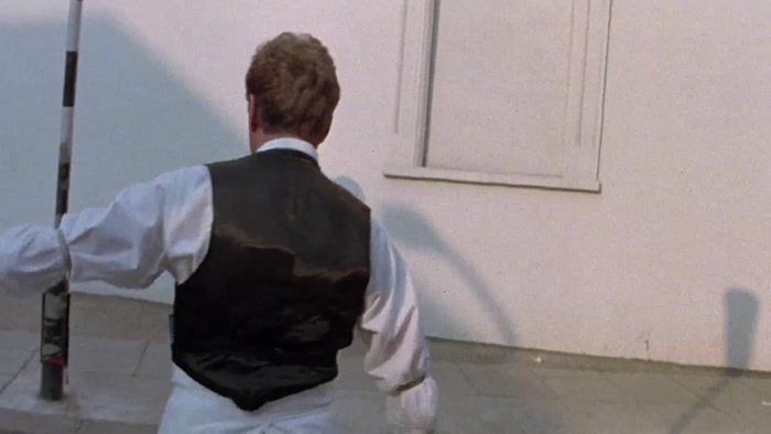 [ HORNS BLARING ]  