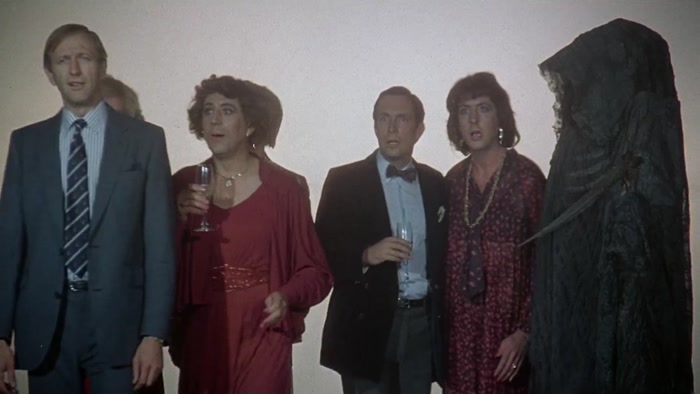 (# [ ELEVATOR MUSIC PLAYING) #  