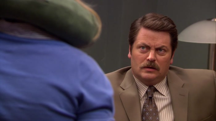 IS THAT A TRAVEL PILLOW AROUND YOUR NECK? 