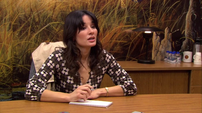 SO, LESLIE, YOU'RE IN CHARGE OF THE COMMITTEE. 
