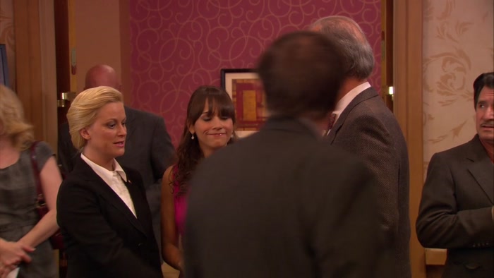 I AM LESLIE KNOPE. I AM THE DAUGHTER OF THE HONOREE THIS EVENING. 