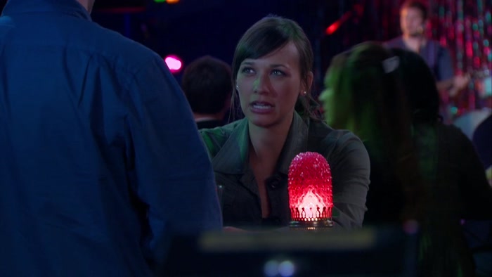 - GOSSIP TOWN? - RIGHT. 