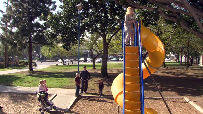 OF PARKS AND RECREATION, LESLIE KNOPE, 