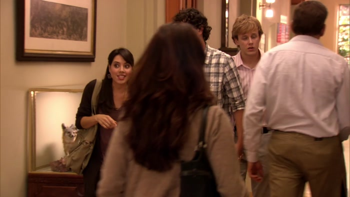 THERE SHE IS. LESLIE! 