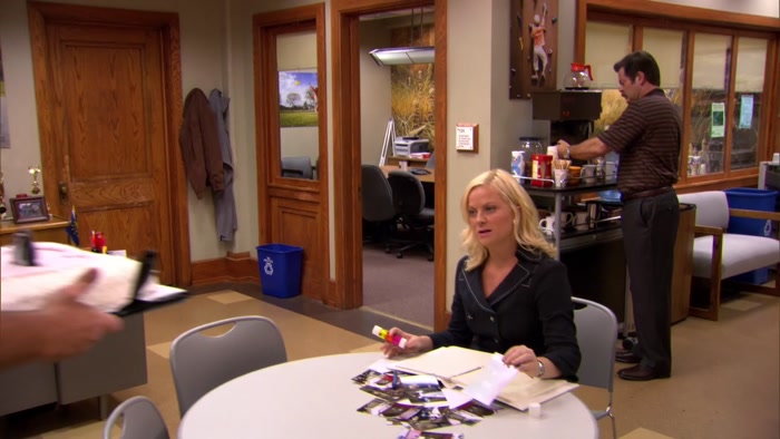 PAWNEE HAS A GAY BAR?  