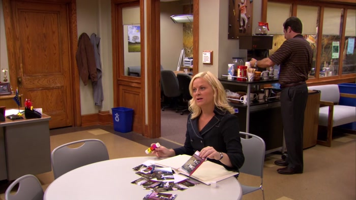 PAWNEE HAS A GAY BAR?  