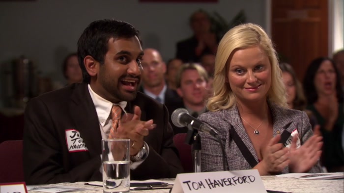 LOOKS LIKE WE GOT A FRONTRUNNER, GUYS! 