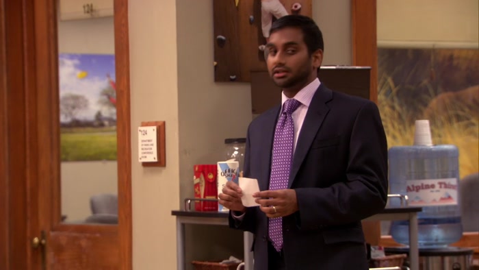 EVERYBODY, I BOUGHT A CROISSAN'WICH THIS MORNING. 