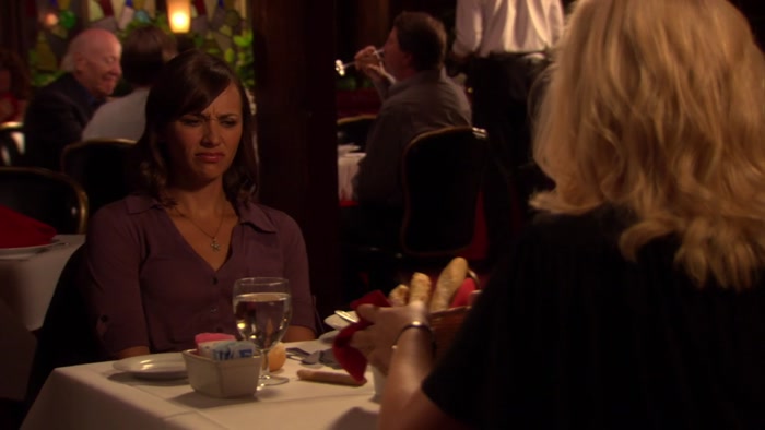 HEY, LOOK. THERE'S BREAD. YOU WANT SOME? OH, NO! 