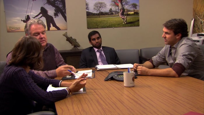 - I GRABBED THE WRONG... - THIS ISN'T GONNA... OPEN VERY BIG, JERRY. 