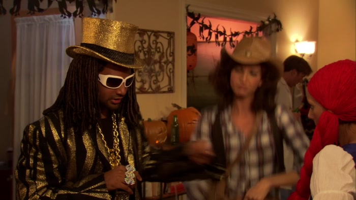 THIS IS NOT A STRIPPER. IT'S MY WIFE, WENDY. YOU REMEMBER HER? 
