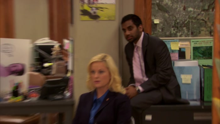 - GREG KINNEAR WASN'T IN ER. - YEAH, HE WAS. 
