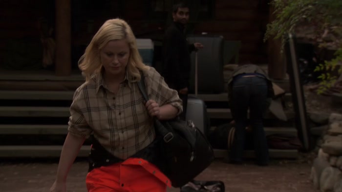 YOU KNOW, LESLIE, THE SUPER BOWL IS IN A COUPLE OF MONTHS. 