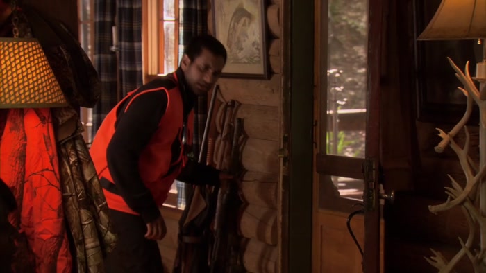 WHAT'S THAT GONNA DO? I'M GONNA SHOOT UNDER ITS HEAD! 