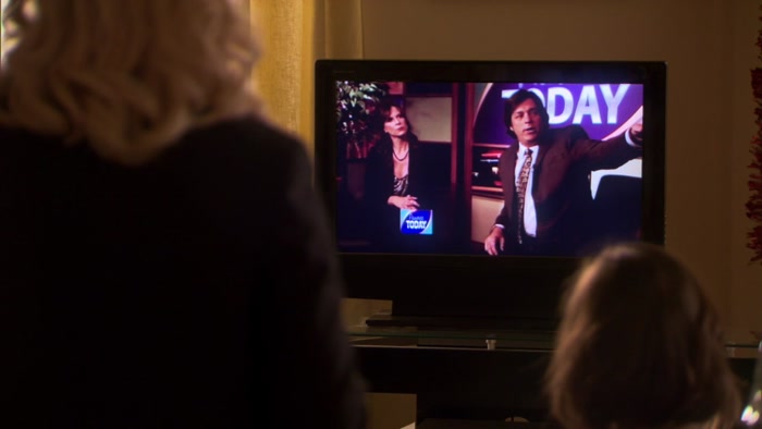 LOOK AT THE WAY SHE'S SMILING AT HIM. MMM-HMM. 