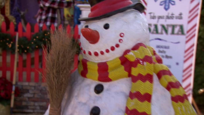 AND NOW IT'S THE SITE OF PAWNEE'S WINTER WONDERLAND. 