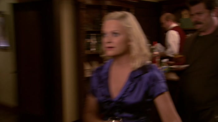 - LESLIE. - ANN, GET OVER HERE! 